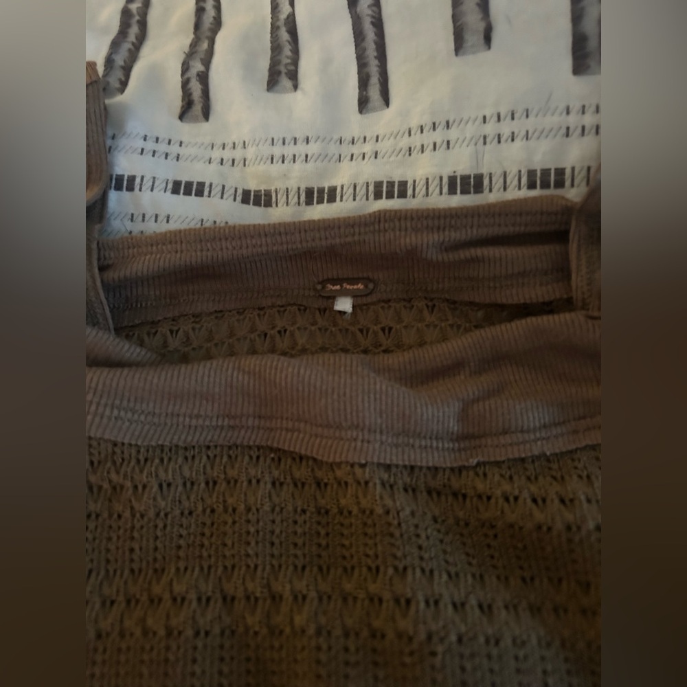 Free People Sistine Hacci Knit Cold Shoulder Pullover Size XS - Picture 3 of 5